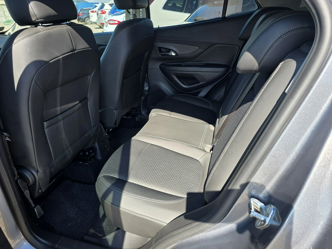Opel Mokka X - Zdjęcie 14
