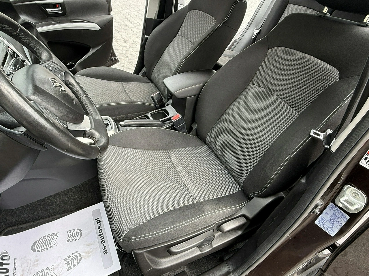 Suzuki SX4 S-Cross - Zdjęcie 17