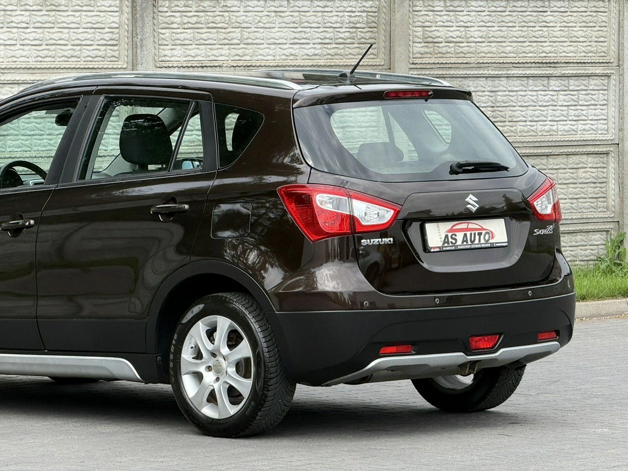 Suzuki SX4 S-Cross - Zdjęcie 32