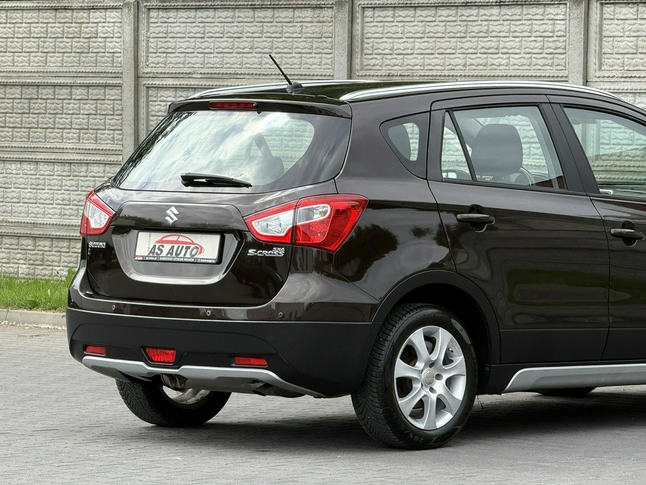 Suzuki SX4 S-Cross - Zdjęcie 38