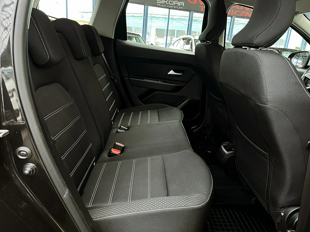 Dacia Duster - Zdjęcie 11