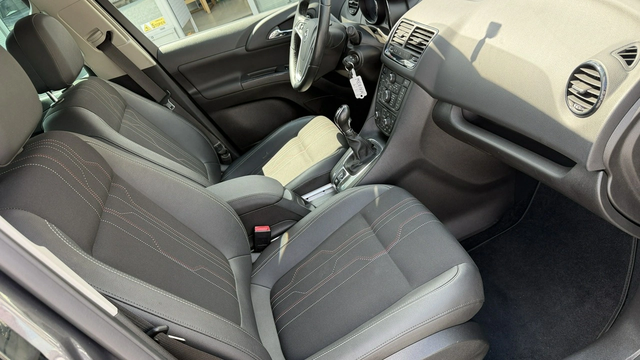Opel Meriva - Zdjęcie 27