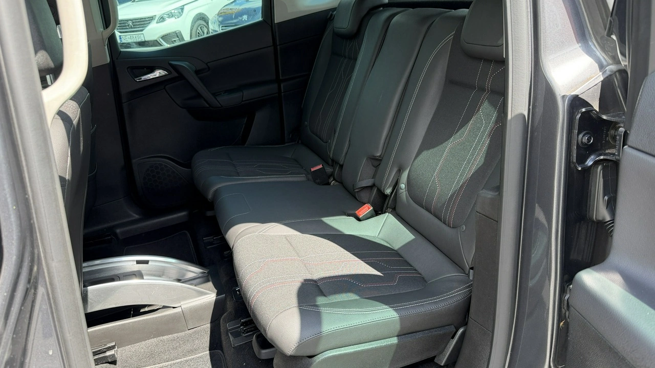 Opel Meriva - Zdjęcie 31