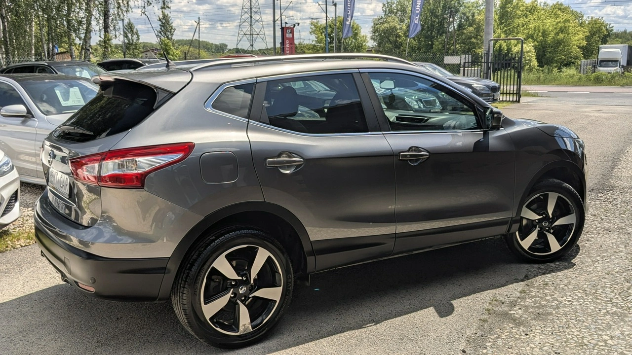 Nissan Qashqai - Zdjęcie 11