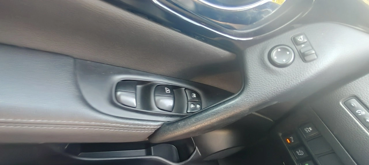 Nissan Qashqai - Zdjęcie 15