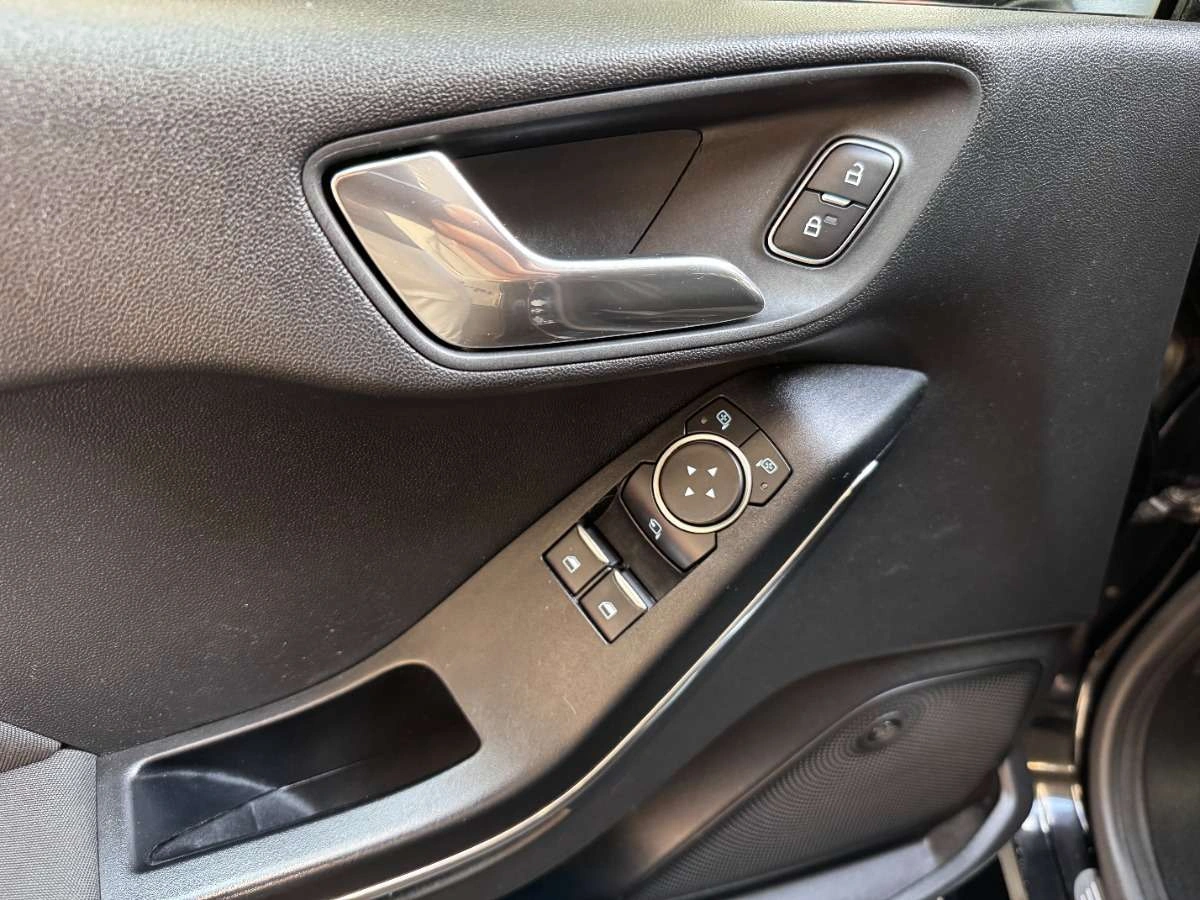 Ford Fiesta - Zdjęcie 19