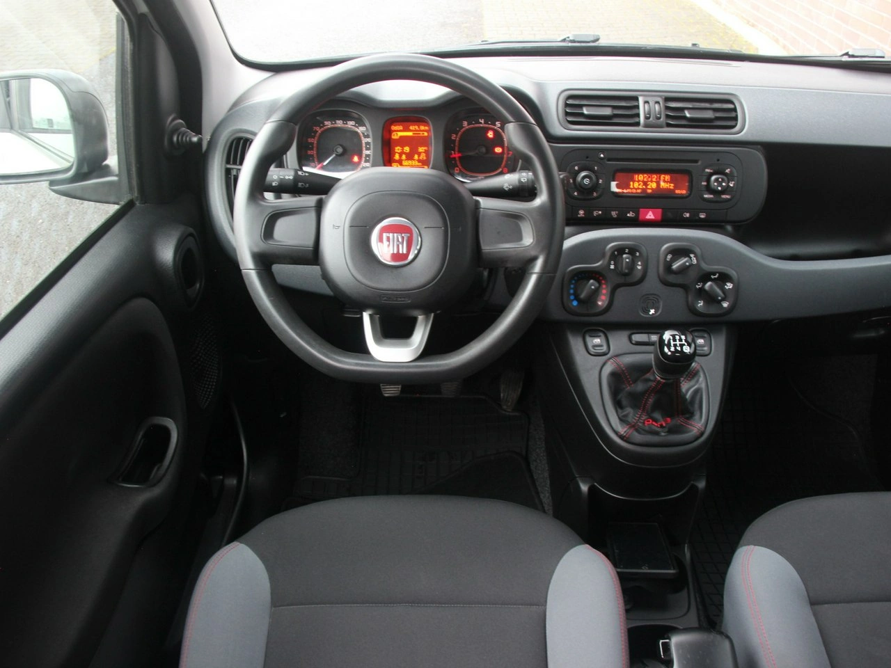 Fiat Panda - Zdjęcie 16