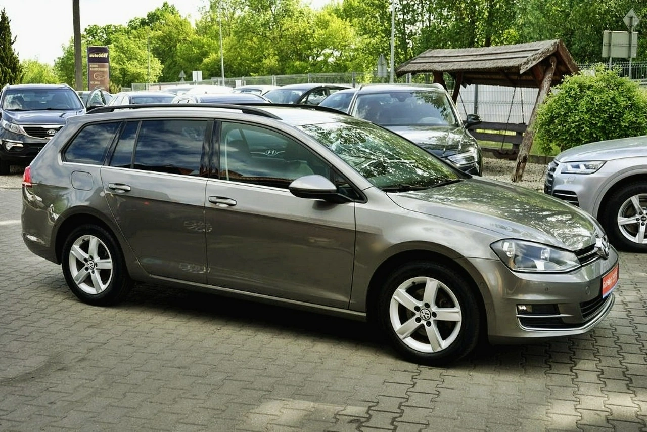 Volkswagen Golf - Zdjęcie 11