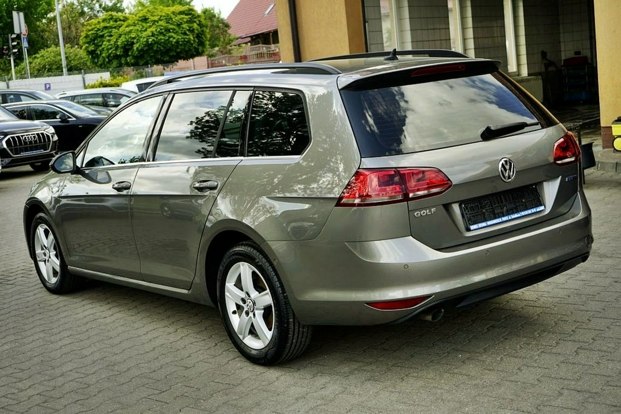 Volkswagen Golf - Zdjęcie 2