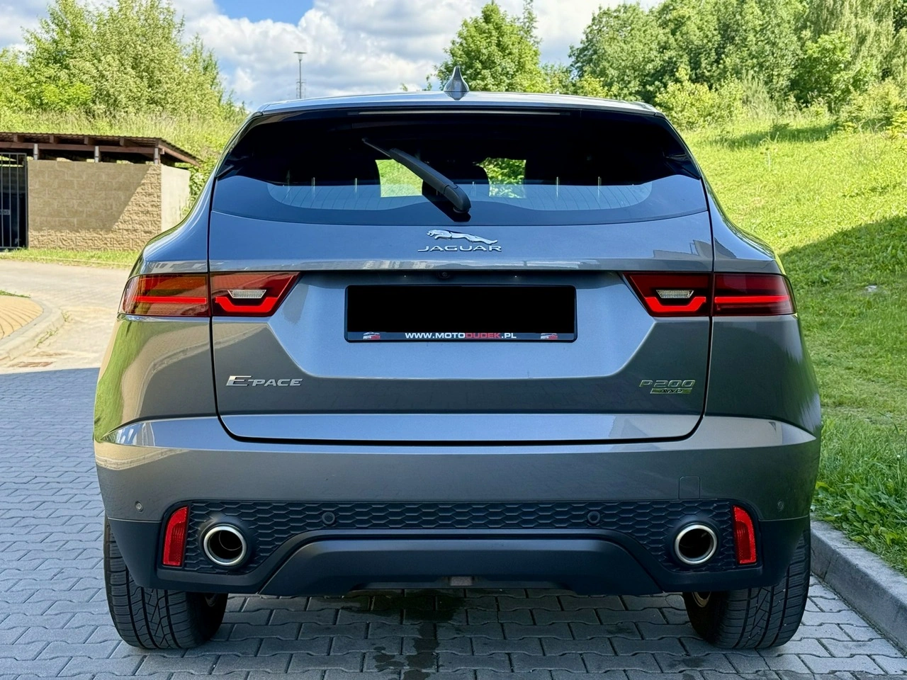 Jaguar E-Pace - Zdjęcie 14