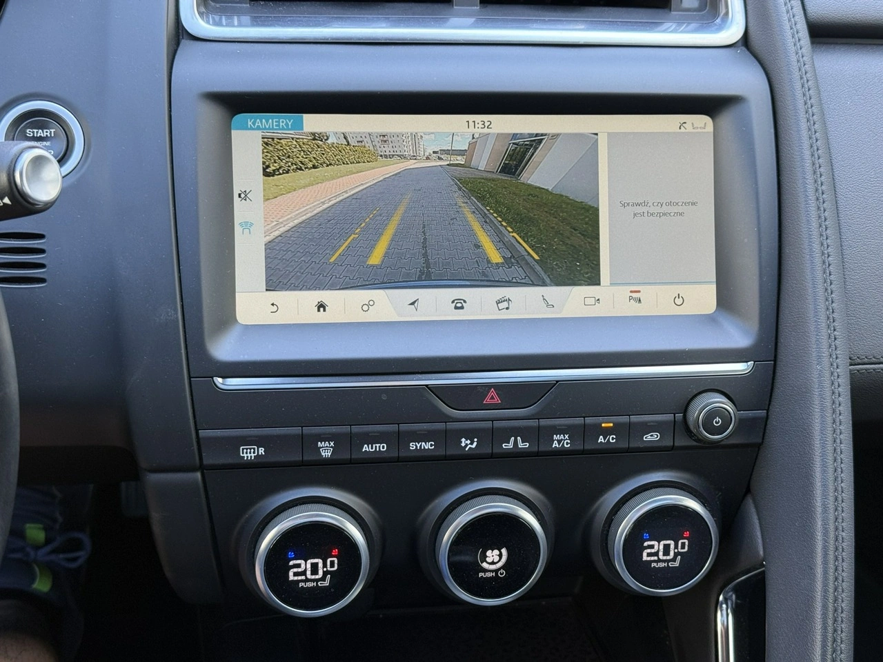 Jaguar E-Pace - Zdjęcie 29