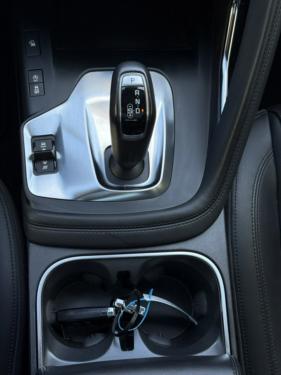 Jaguar E-Pace - Zdjęcie 33