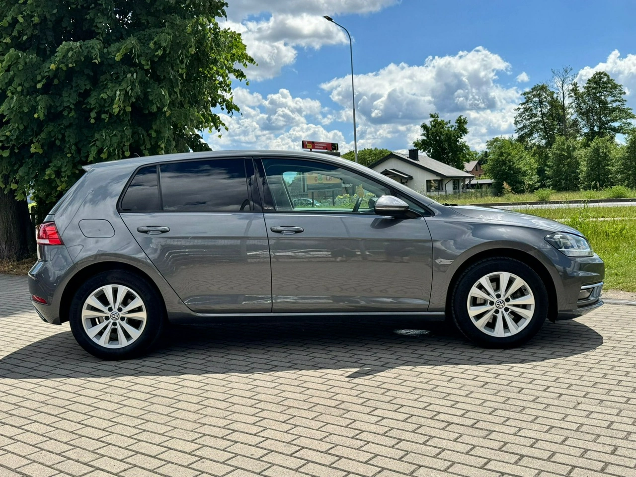 Volkswagen Golf - Zdjęcie 14
