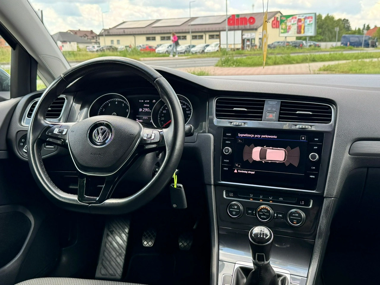 Volkswagen Golf - Zdjęcie 18