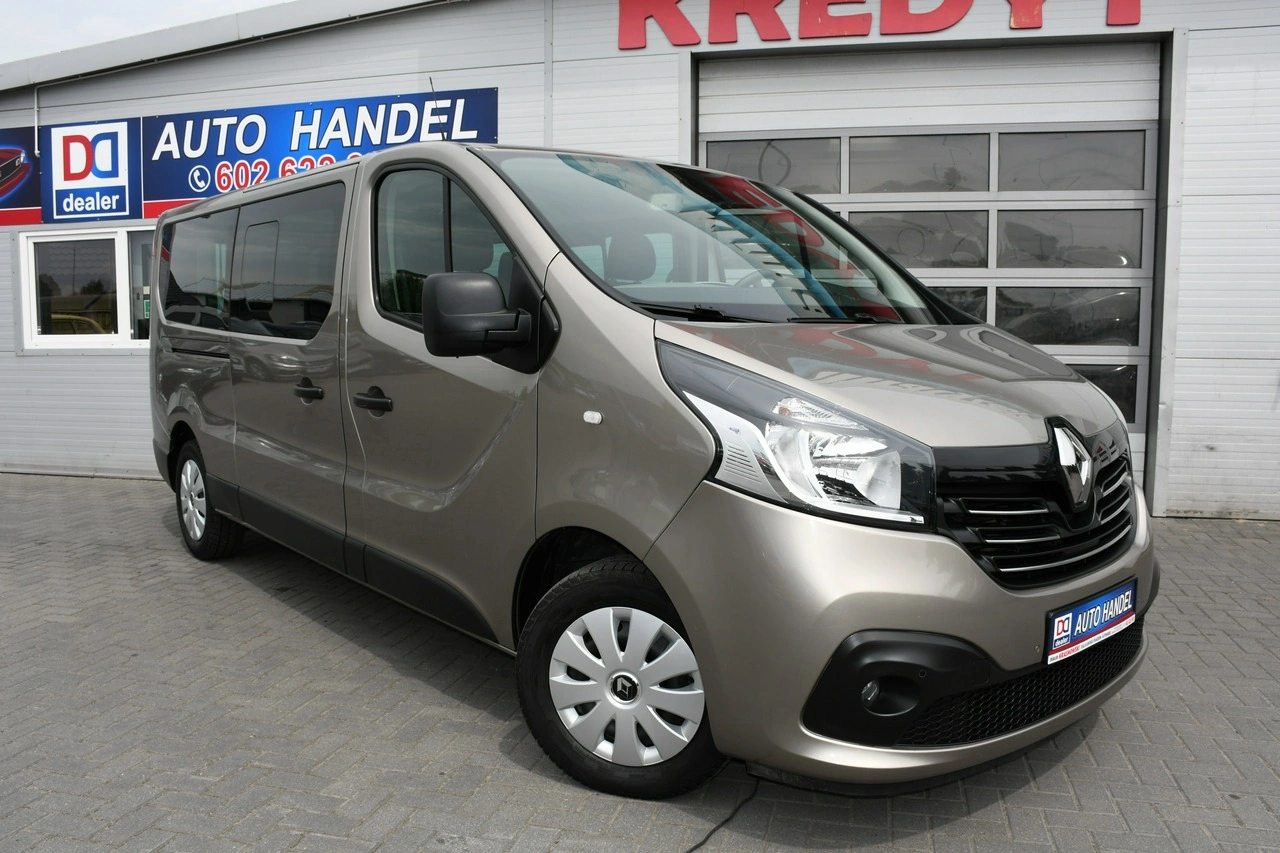 Renault Trafic - Zdjęcie 10