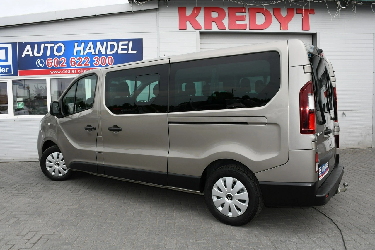 Renault Trafic - Zdjęcie 12