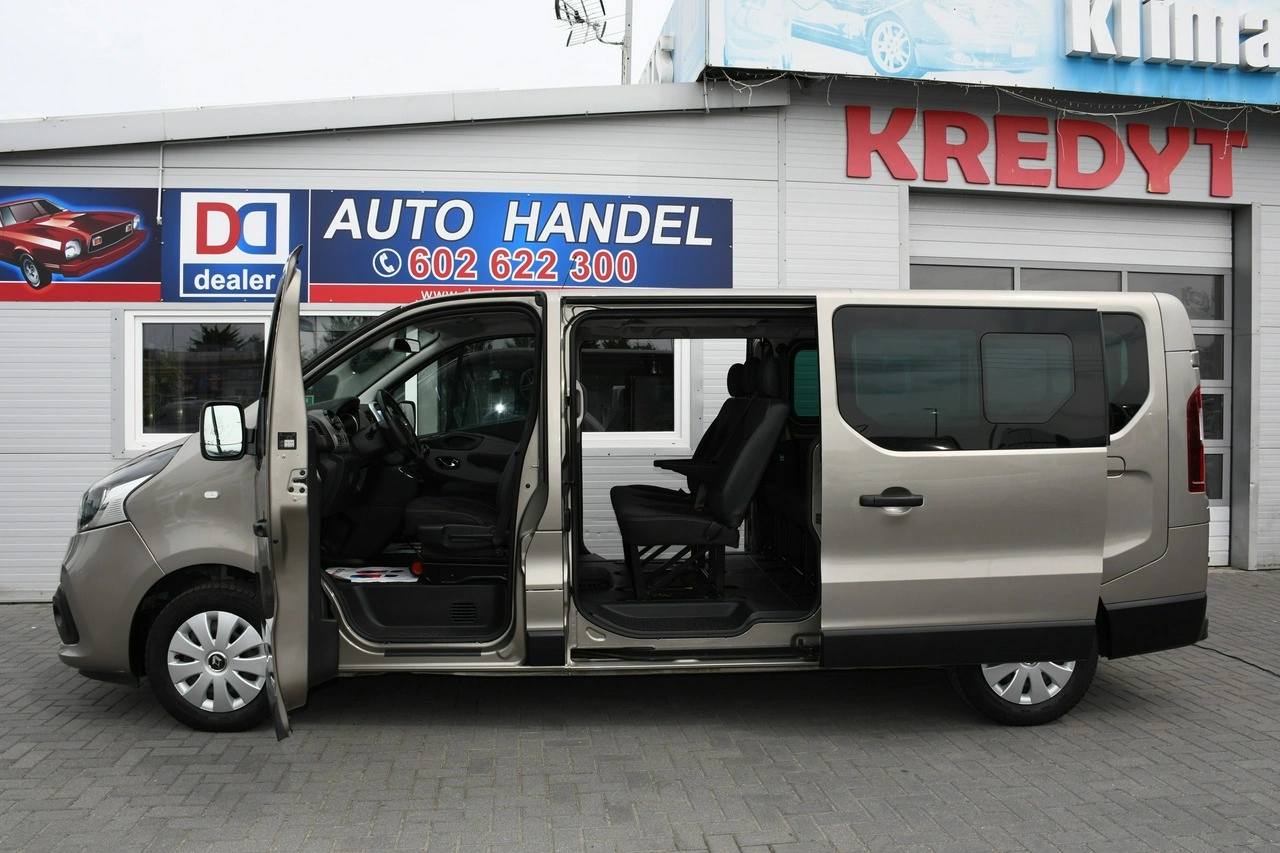 Renault Trafic - Zdjęcie 14