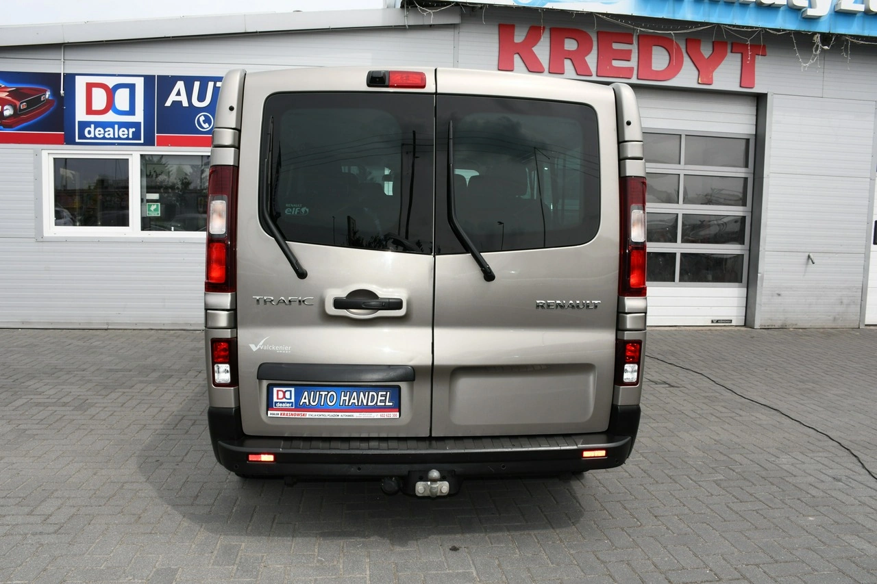 Renault Trafic - Zdjęcie 15