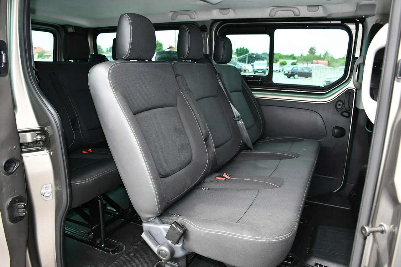 Renault Trafic - Zdjęcie 29