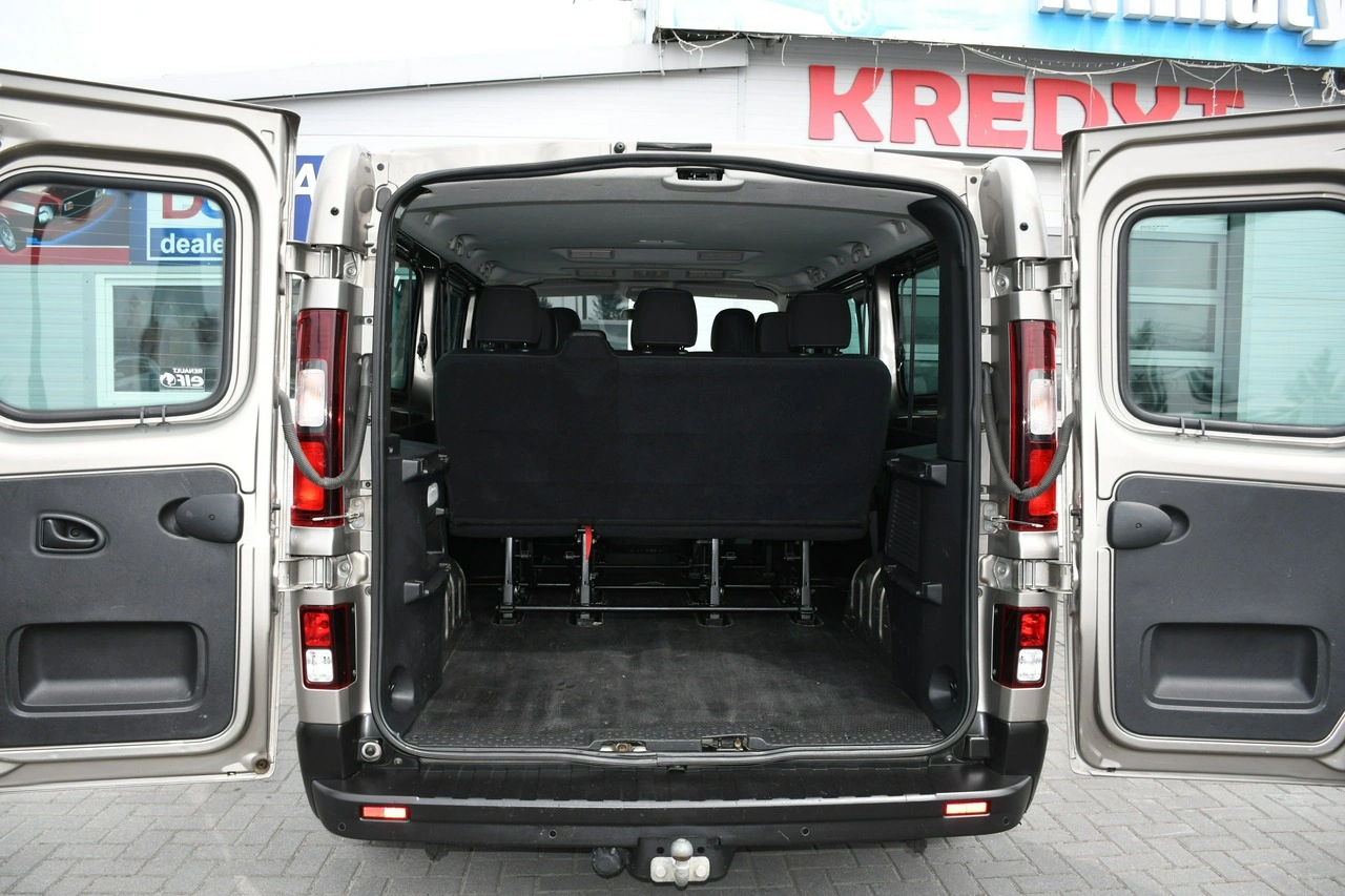 Renault Trafic - Zdjęcie 36