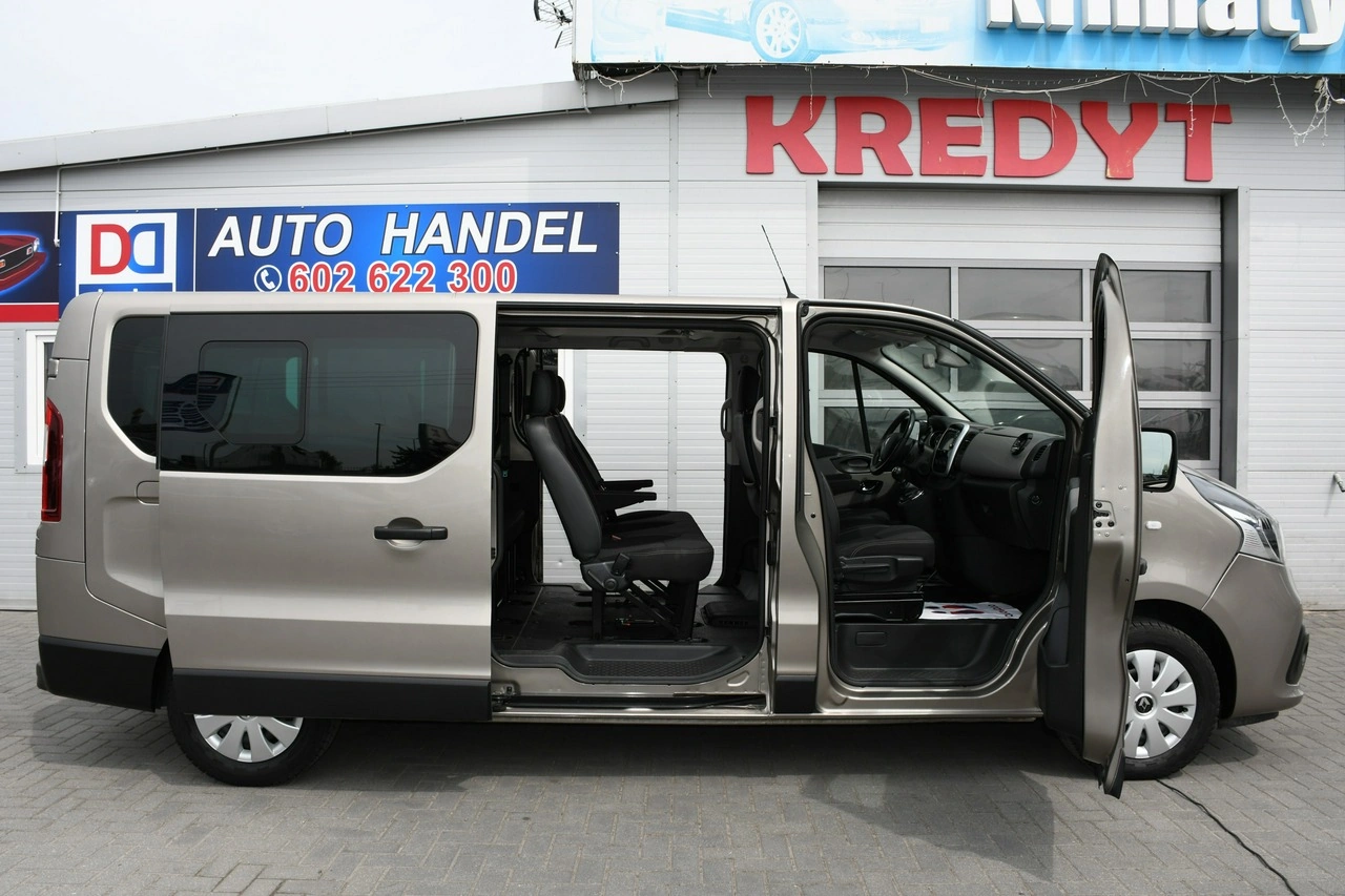 Renault Trafic - Zdjęcie 38