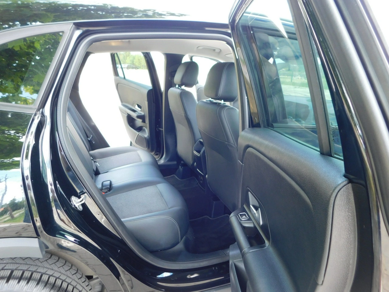 Mercedes GLA 200 - Zdjęcie 10