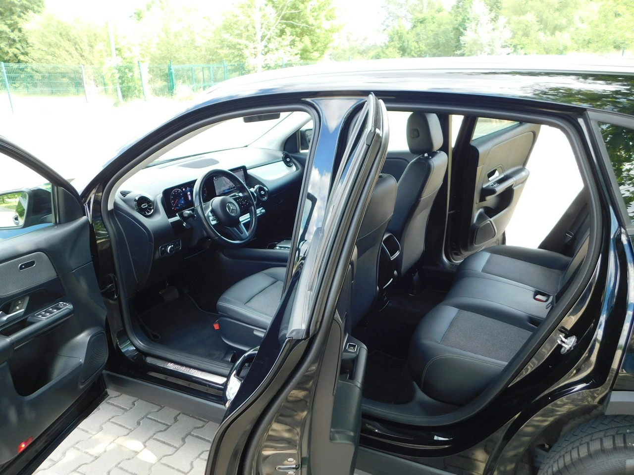 Mercedes GLA 200 - Zdjęcie 12