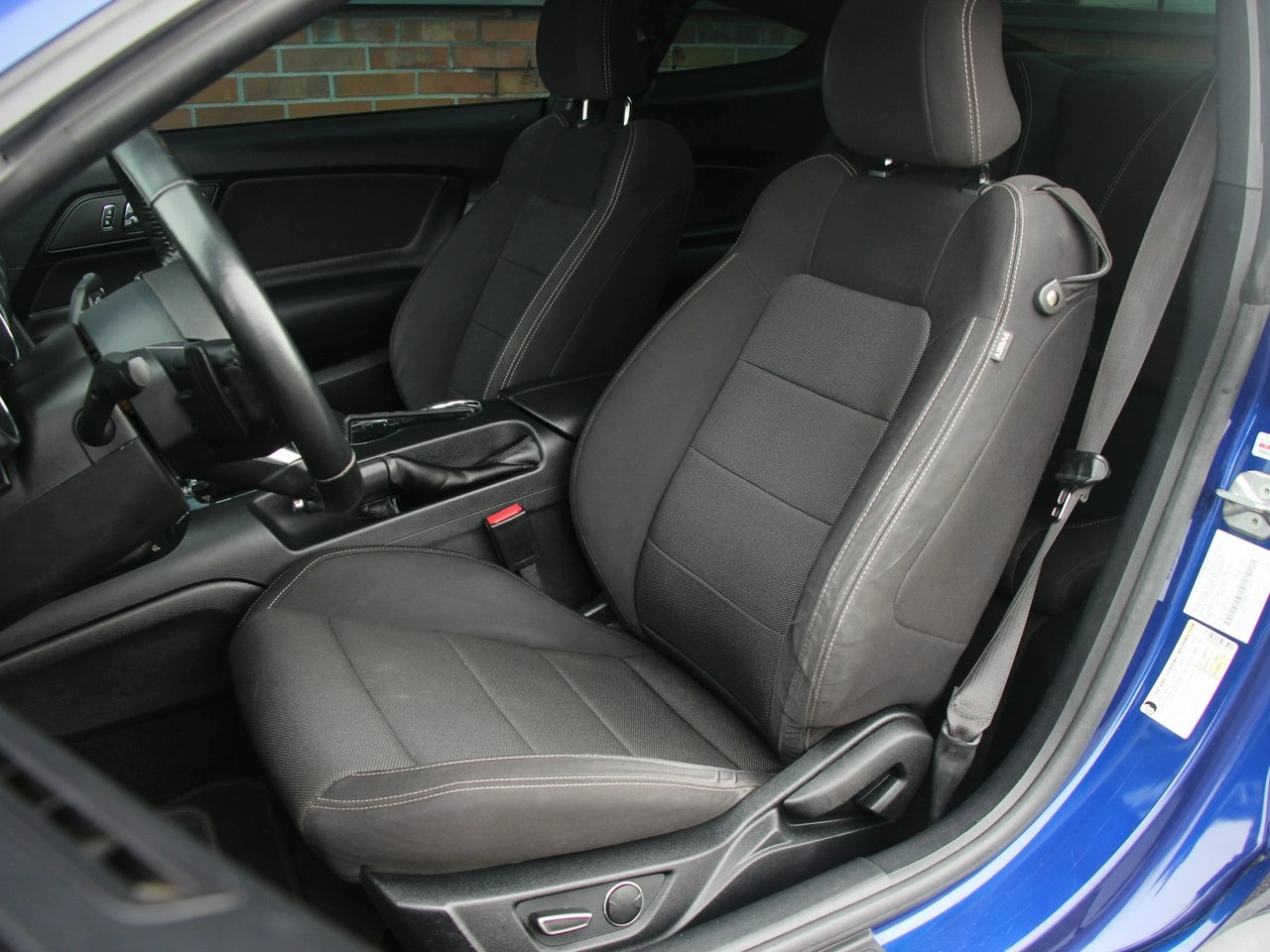 Ford Mustang - Zdjęcie 10