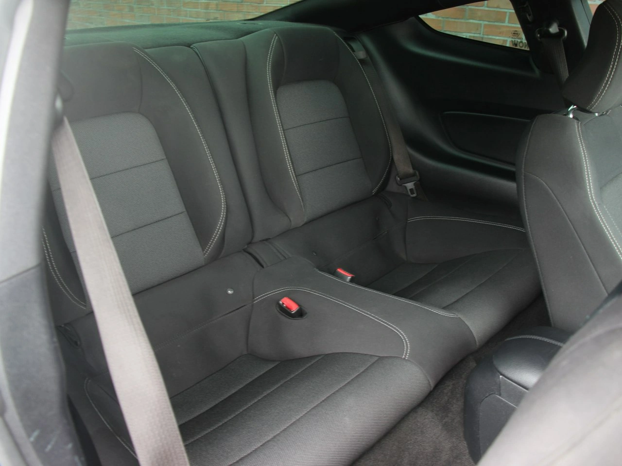 Ford Mustang - Zdjęcie 39