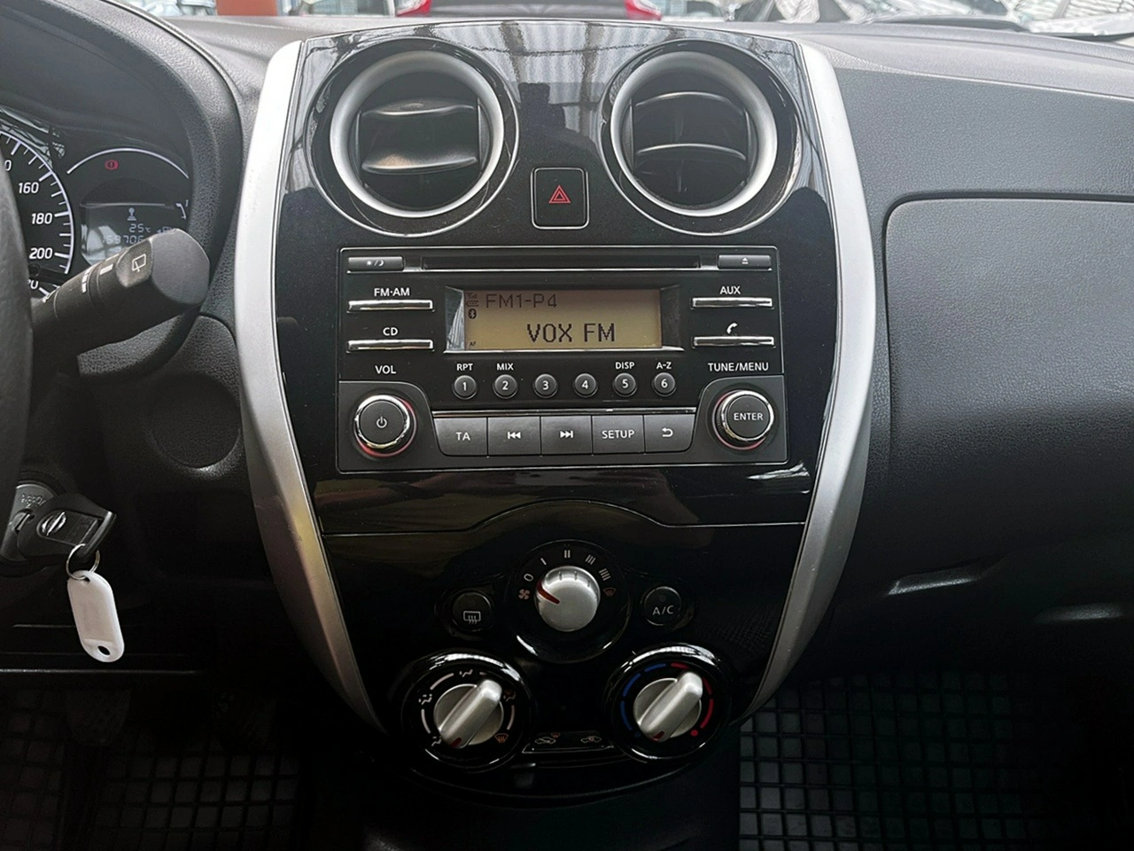 Nissan Note - Zdjęcie 26