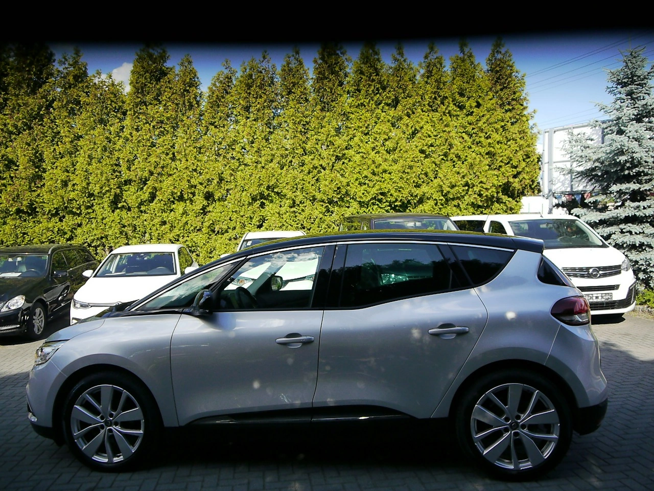 Renault Scenic - Zdjęcie 10