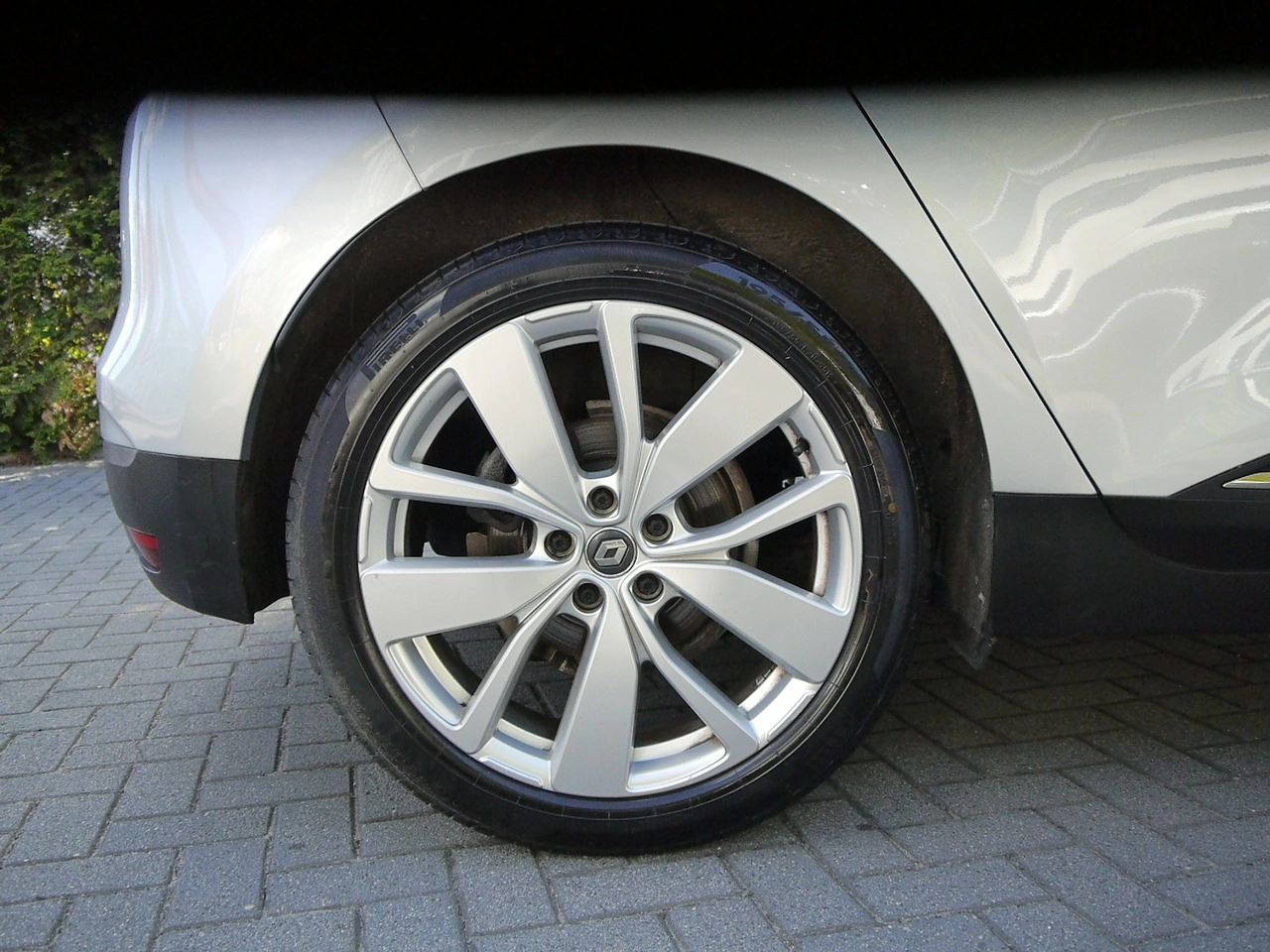 Renault Scenic - Zdjęcie 14