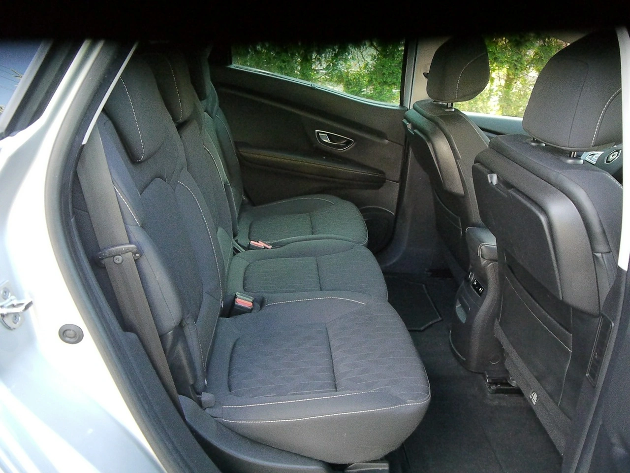Renault Scenic - Zdjęcie 22