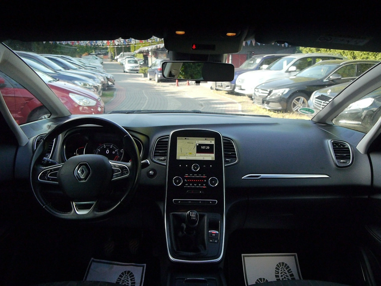 Renault Scenic - Zdjęcie 23