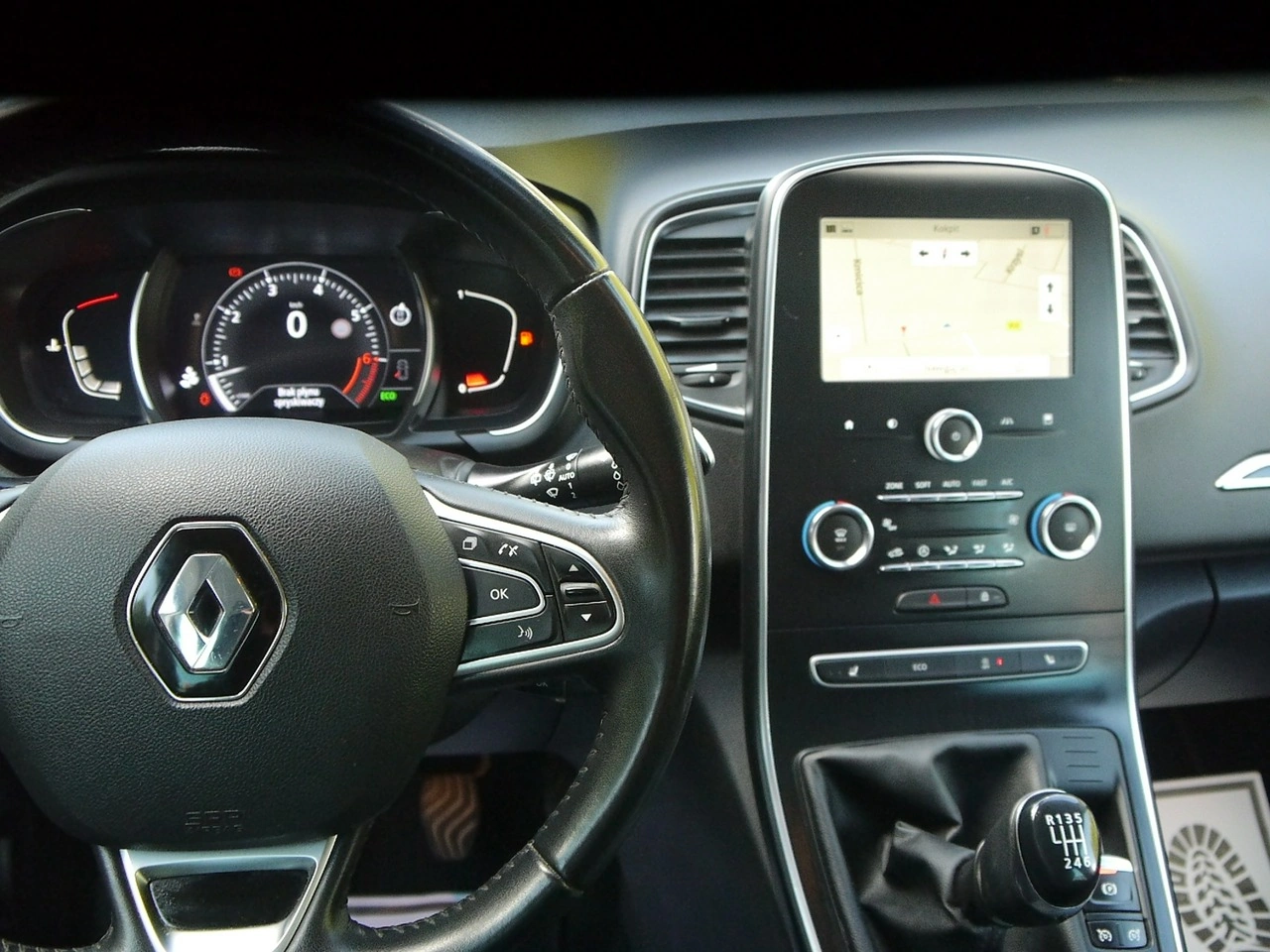 Renault Scenic - Zdjęcie 31