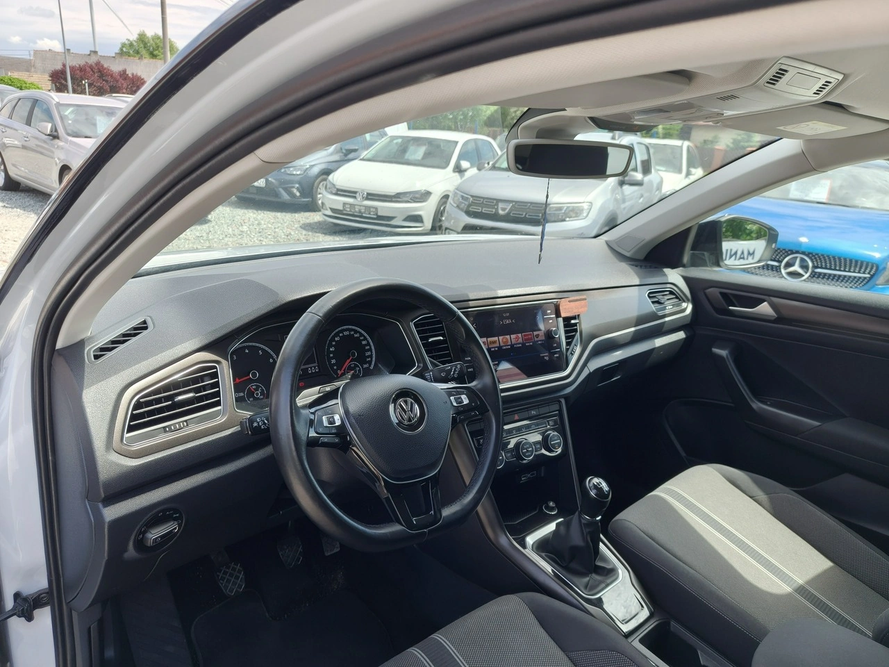 Volkswagen T-Roc - Zdjęcie 16