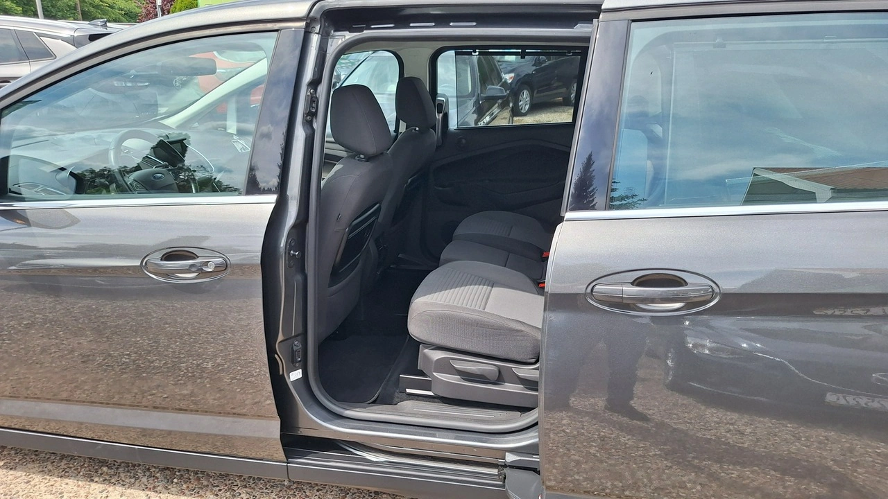 Ford Grand C-MAX - Zdjęcie 8