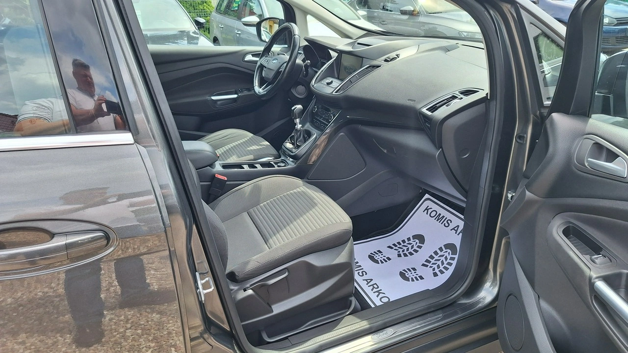 Ford Grand C-MAX - Zdjęcie 11