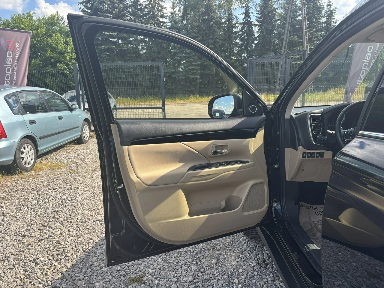 Mitsubishi Outlander - Zdjęcie 16