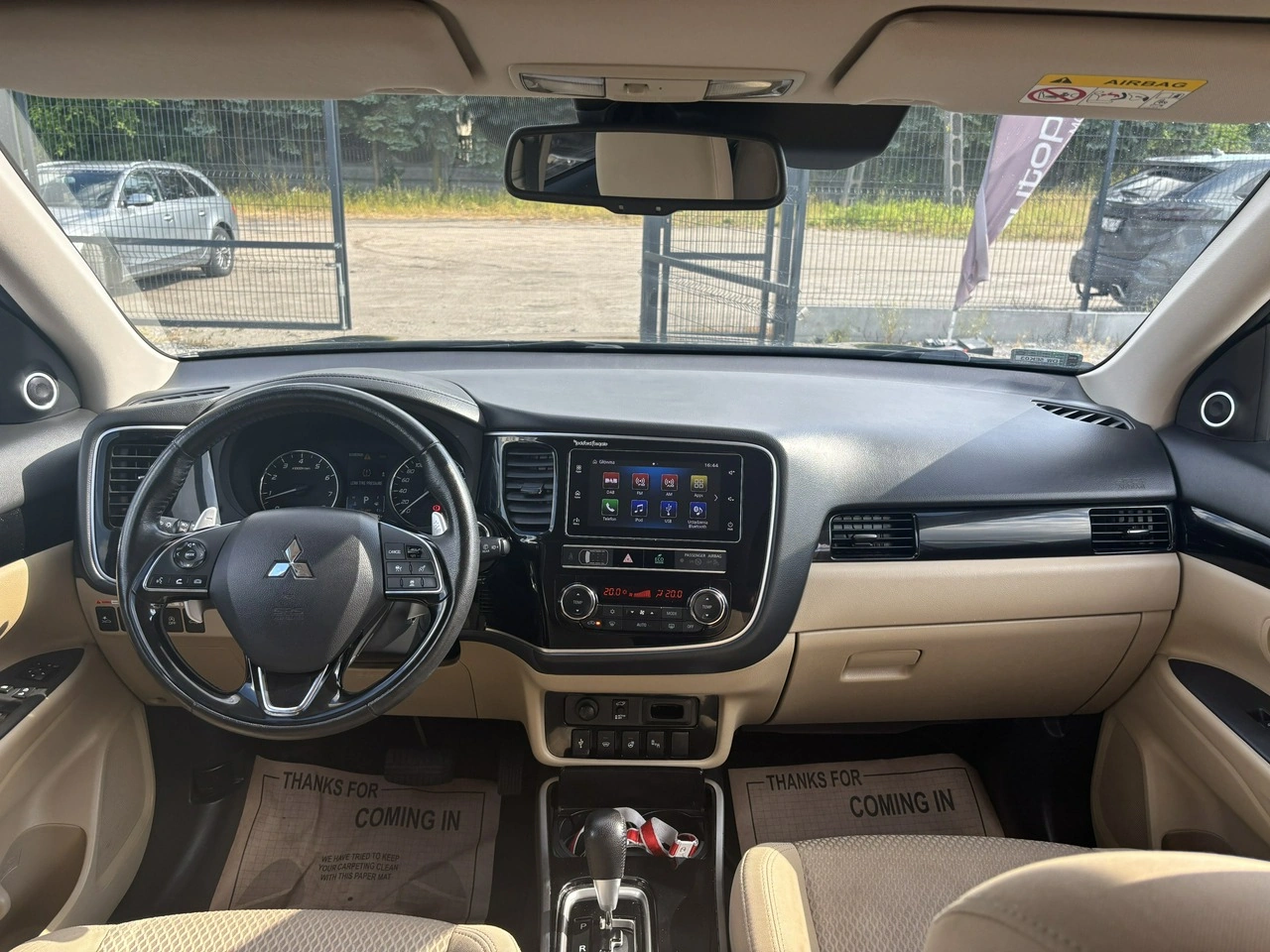 Mitsubishi Outlander - Zdjęcie 20