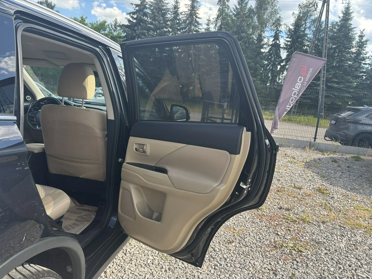 Mitsubishi Outlander - Zdjęcie 31