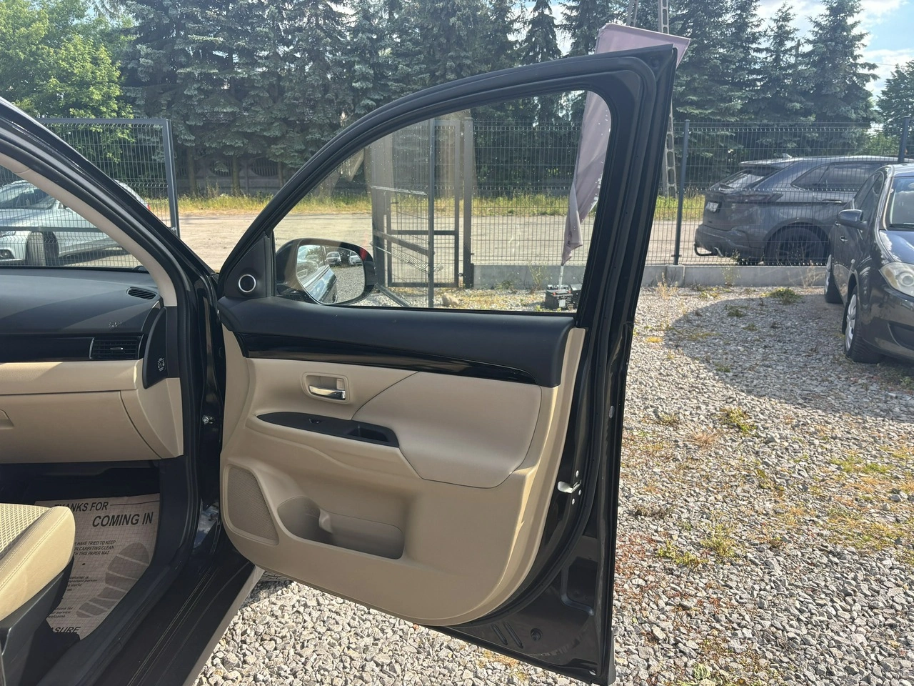 Mitsubishi Outlander - Zdjęcie 36