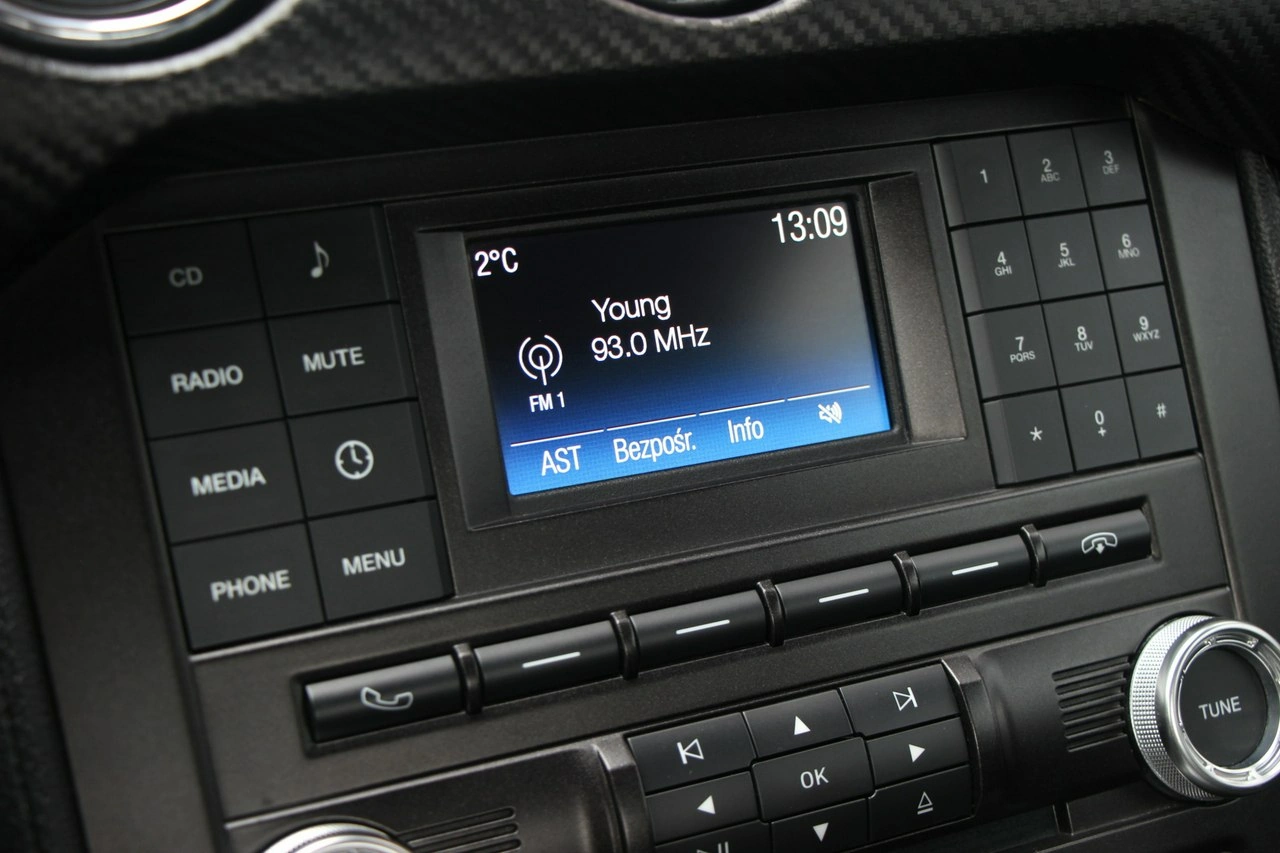 Ford Mustang - Zdjęcie 17