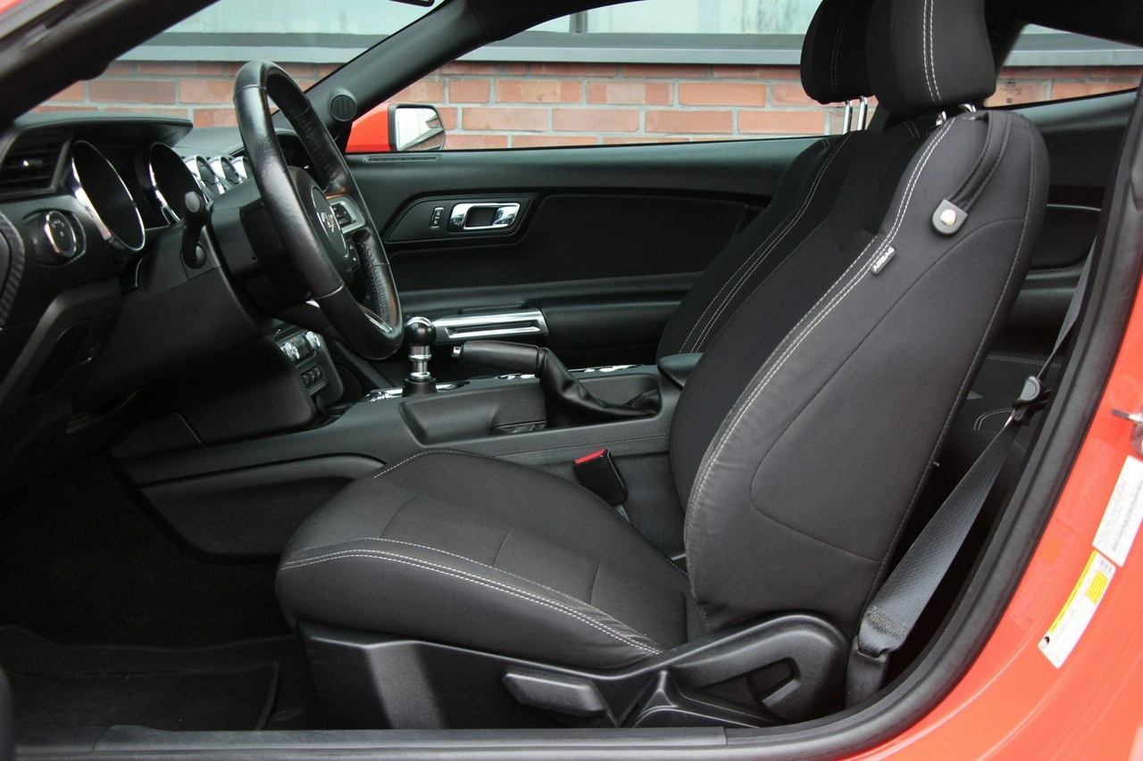 Ford Mustang - Zdjęcie 21