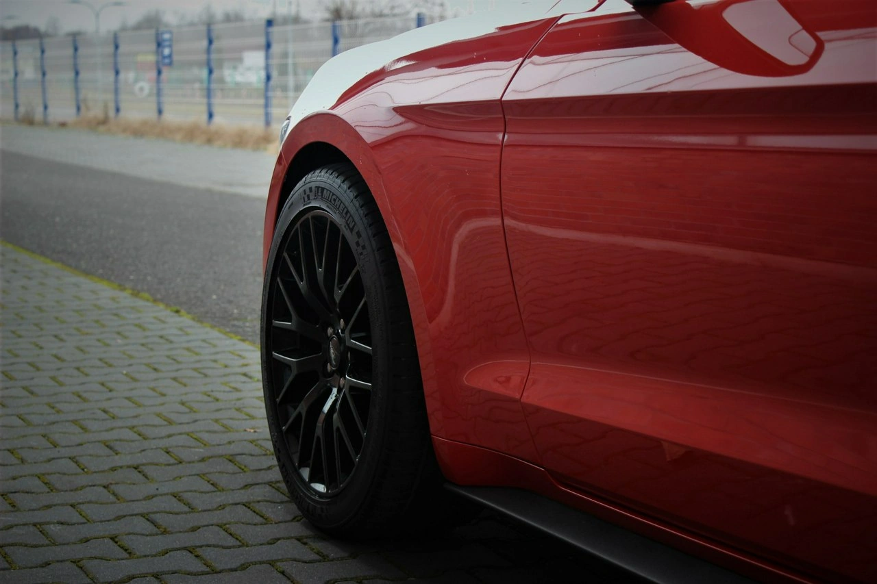 Ford Mustang - Zdjęcie 27