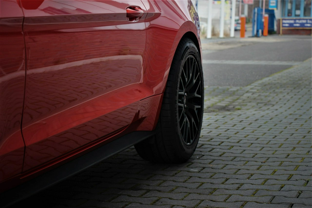 Ford Mustang - Zdjęcie 29