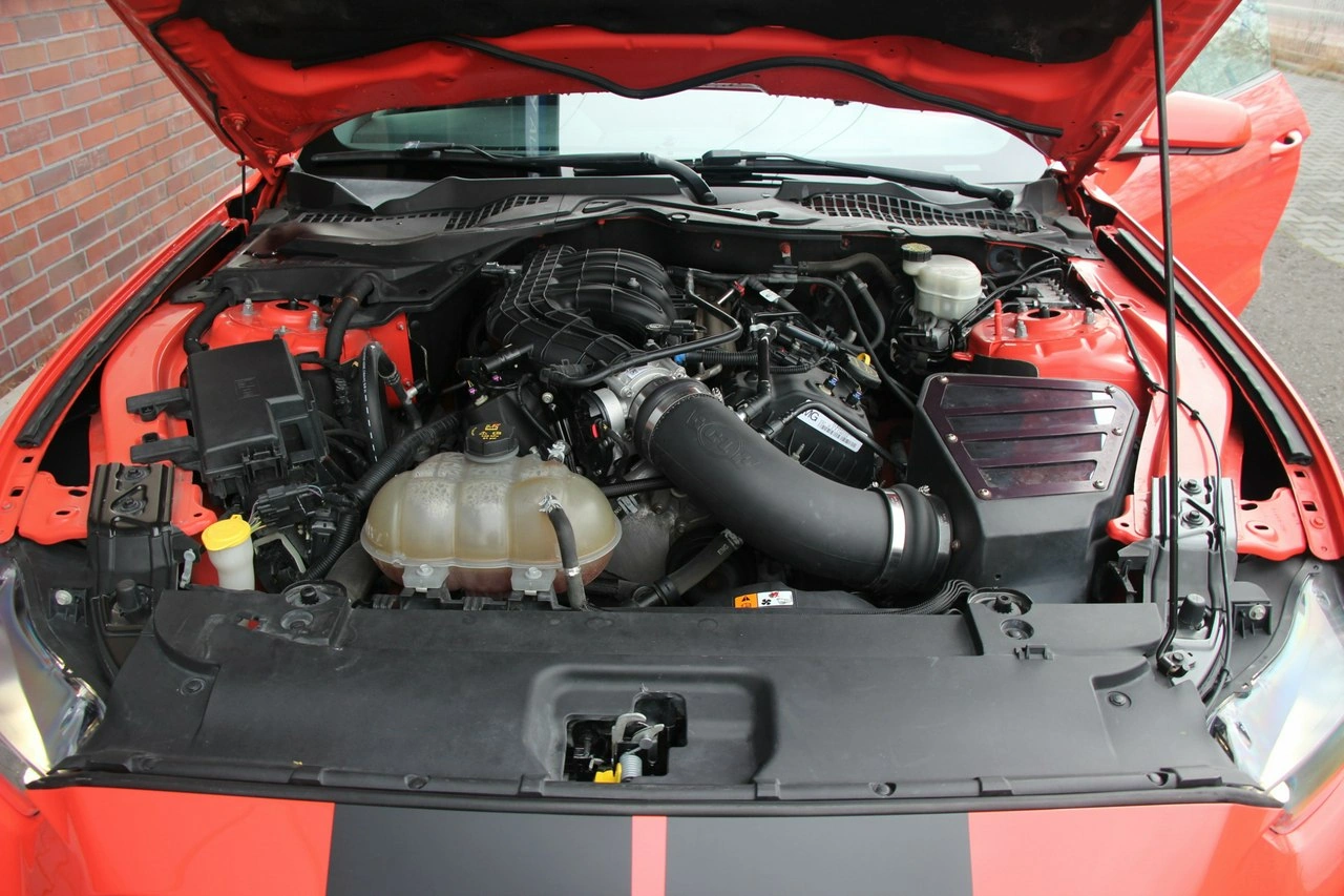 Ford Mustang - Zdjęcie 31