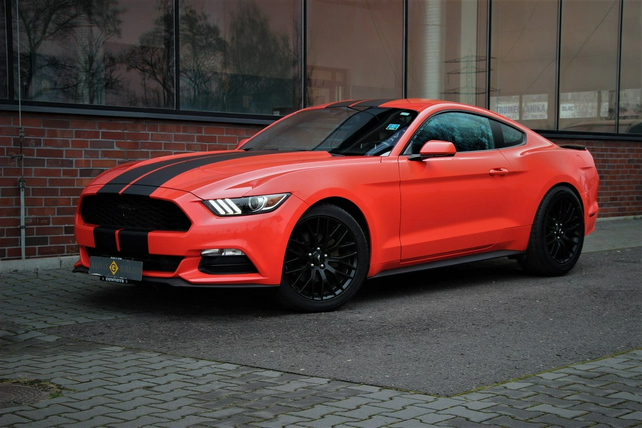 Ford Mustang - Zdjęcie 32