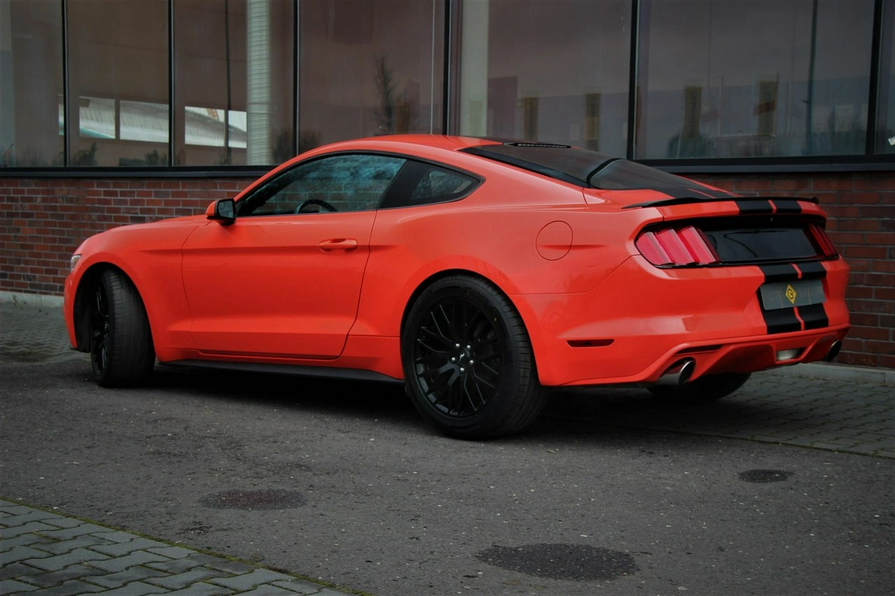 Ford Mustang - Zdjęcie 37