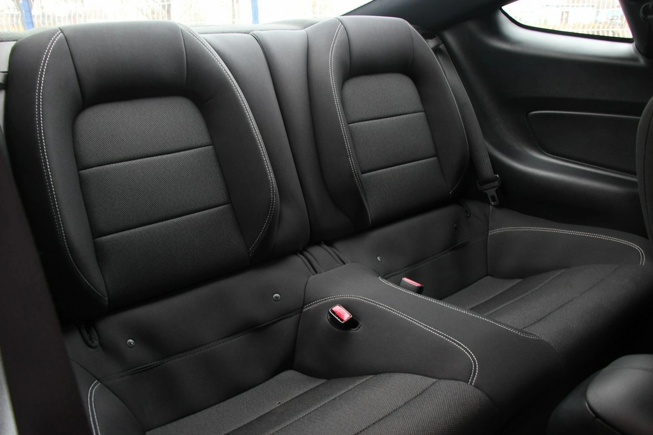 Ford Mustang - Zdjęcie 39